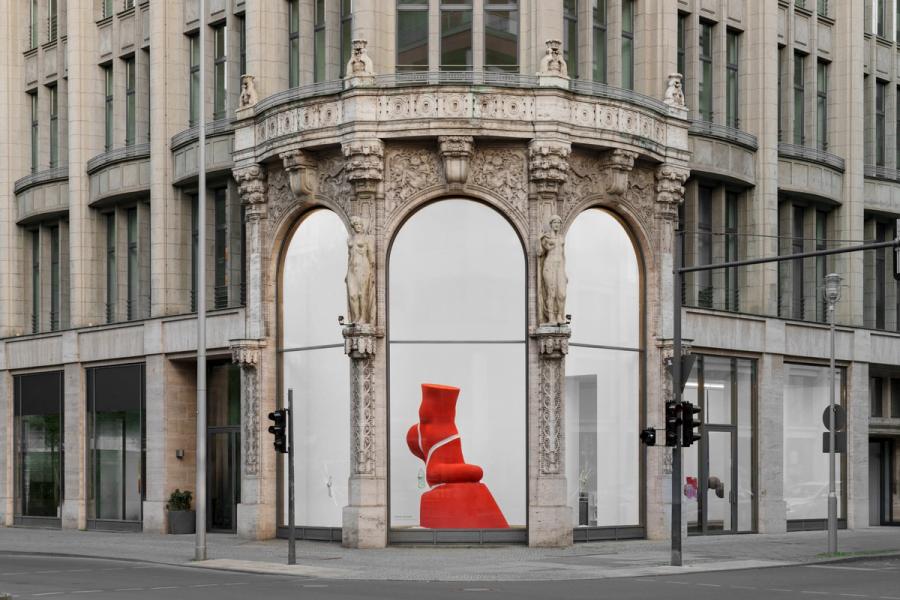 Featured Image (Installation View) of exhibtion: Horizontale & Vertikale Skulptur